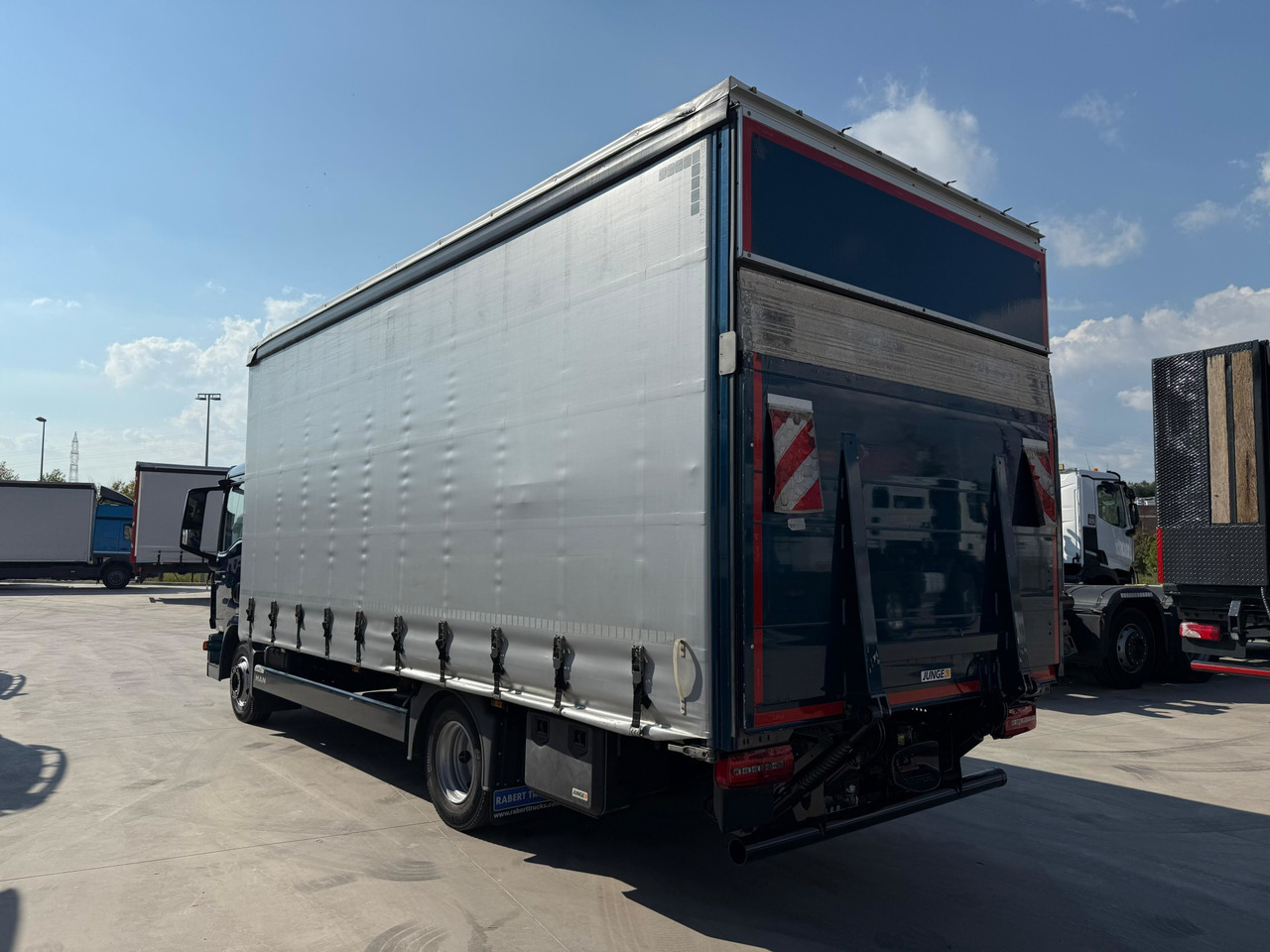 MAN 8.190 BL TGL E6 (Tauliner) - Kamion me tendë: foto 4 MAN 8.190 BL TGL E6 (Tauliner) - Kamion me tendë: foto 4