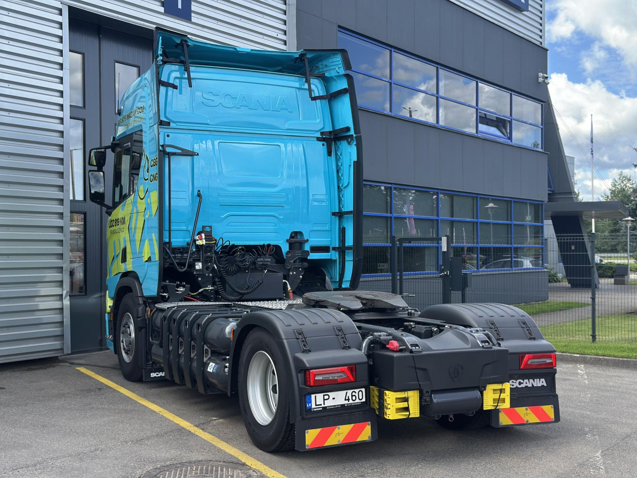 SCANIA R 460 A4x2NB - Gjysmë-kamion: foto 5 SCANIA R 460 A4x2NB - Gjysmë-kamion: foto 5