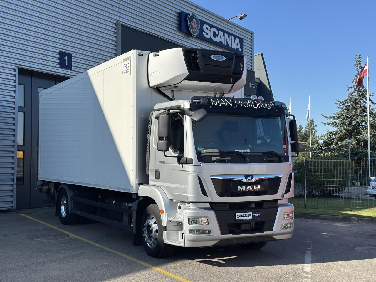 MAN TGM 18.290 - Kamion frigorifer: foto 1 MAN TGM 18.290 - Kamion frigorifer: foto 1