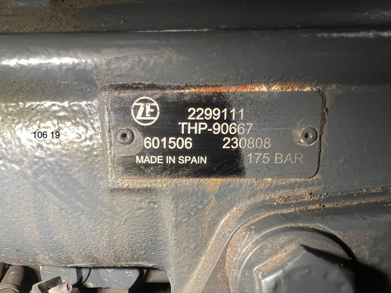 DAF XG RHD - Kutia e drejtimit: foto 2 DAF XG RHD - Kutia e drejtimit: foto 2