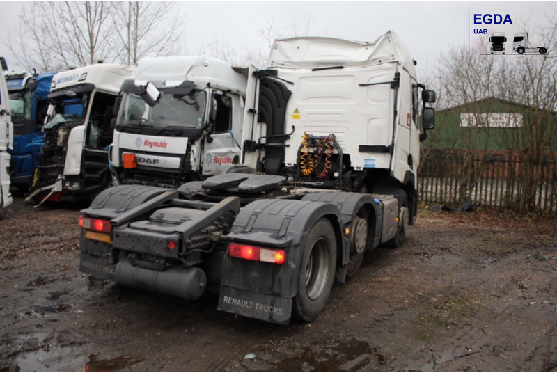 Renault  - Gjysmë-kamion: foto 4 Renault  - Gjysmë-kamion: foto 4