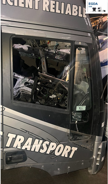 Iveco Stralis - Derë dhe pjesë këmbimi: foto 1 Iveco Stralis - Derë dhe pjesë këmbimi: foto 1