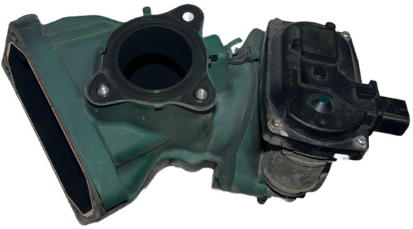 Volvo 2022 - Sistemi i shkarkimit: foto 2 Volvo 2022 - Sistemi i shkarkimit: foto 2