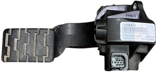 Volvo - Pedali: foto 2 Volvo - Pedali: foto 2