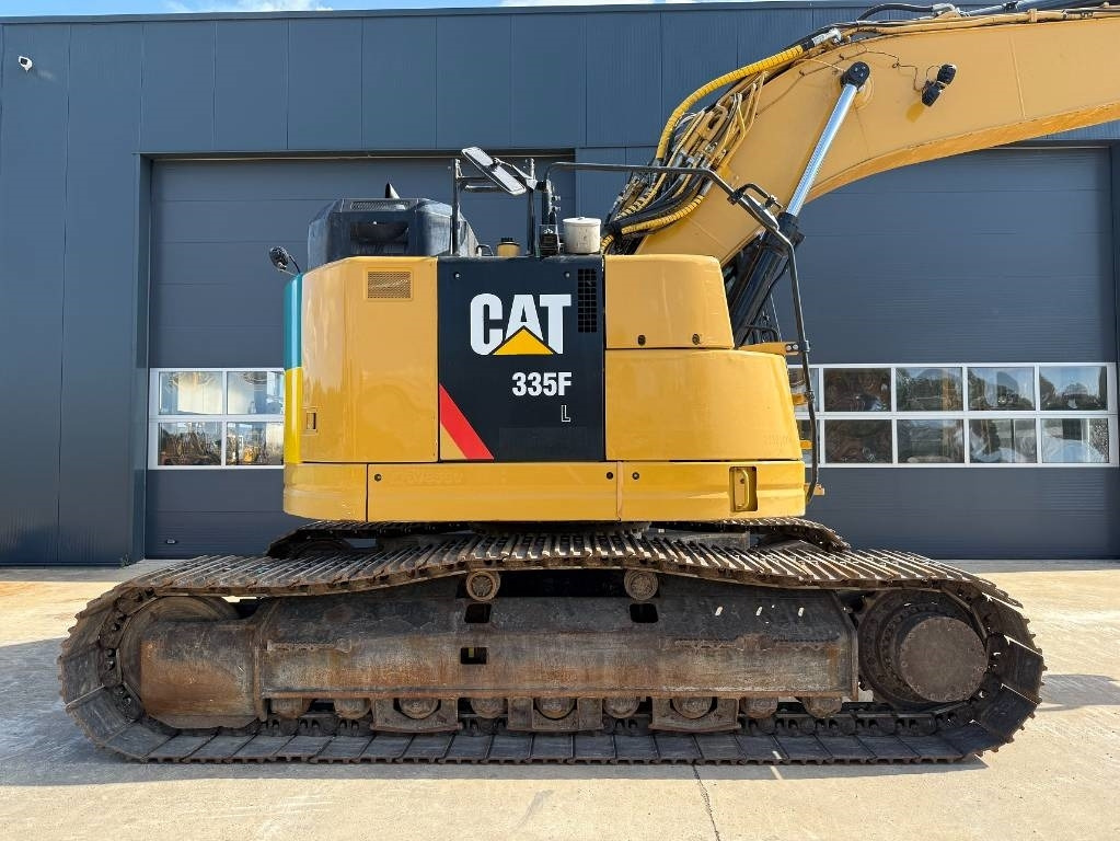 CAT 335 F L CR - Ekskavator me zinxhirë: foto 4 CAT 335 F L CR - Ekskavator me zinxhirë: foto 4
