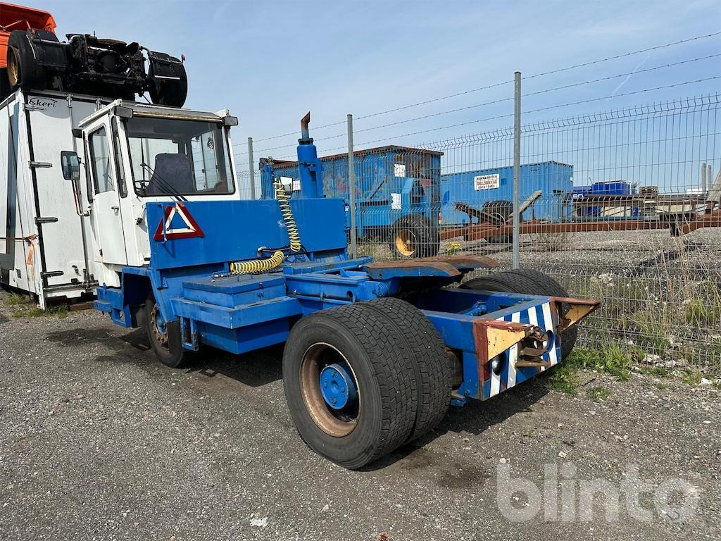Bollnäs PT25 - Traktor terminal: foto 5 Bollnäs PT25 - Traktor terminal: foto 5