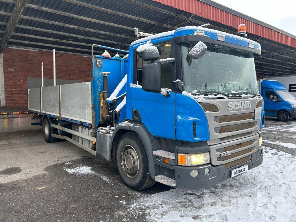 Brädgårdsbil / SCANIA P250 - Kamion me karroceri të hapur, Kamion me vinç: foto 3 Brädgårdsbil / SCANIA P250 - Kamion me karroceri të hapur, Kamion me vinç: foto 3
