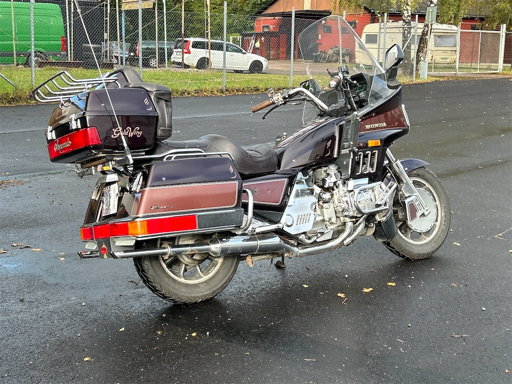 HONDA Goldwing Aspencade 1200cc - Motoçikleta: foto 3 HONDA Goldwing Aspencade 1200cc - Motoçikleta: foto 3