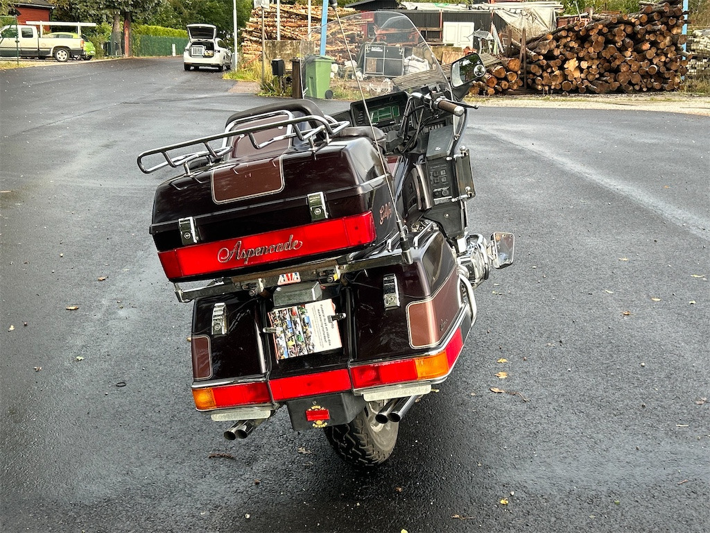 HONDA Goldwing Aspencade 1200cc - Motoçikleta: foto 4 HONDA Goldwing Aspencade 1200cc - Motoçikleta: foto 4
