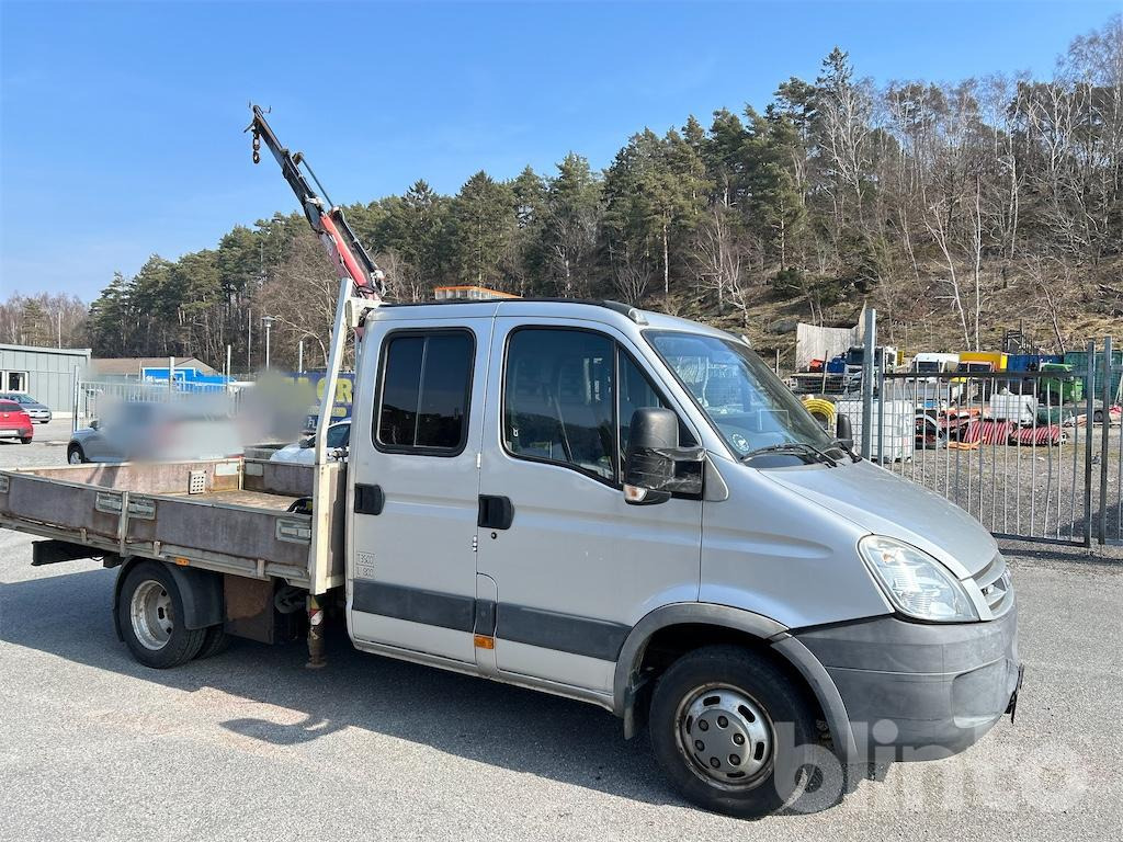 Iveco Daily 3.0HP - Kamioncine me karroceri, Kamioncine dopio kabinë: foto 5 Iveco Daily 3.0HP - Kamioncine me karroceri, Kamioncine dopio kabinë: foto 5
