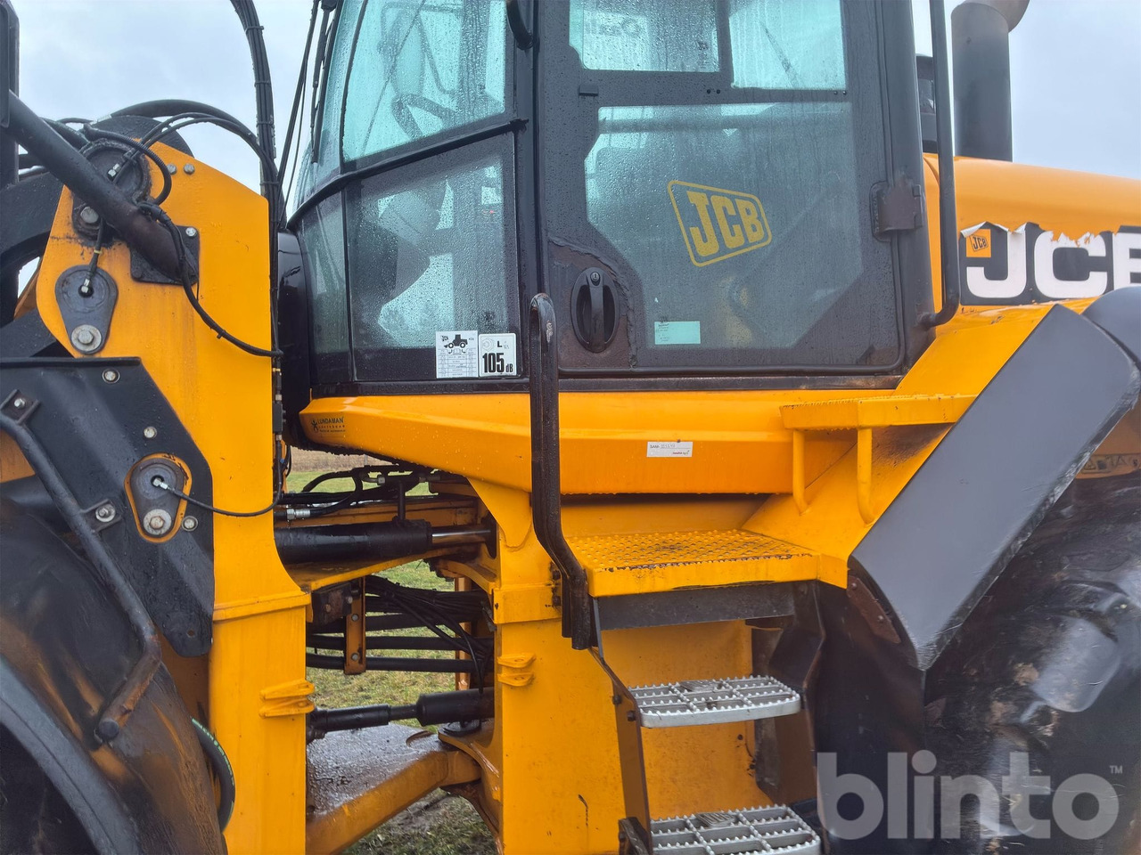 Fadrom me goma JCB 426 E HT 332/A7577: foto 10 Fadrom me goma JCB 426 E HT 332/A7577: foto 10