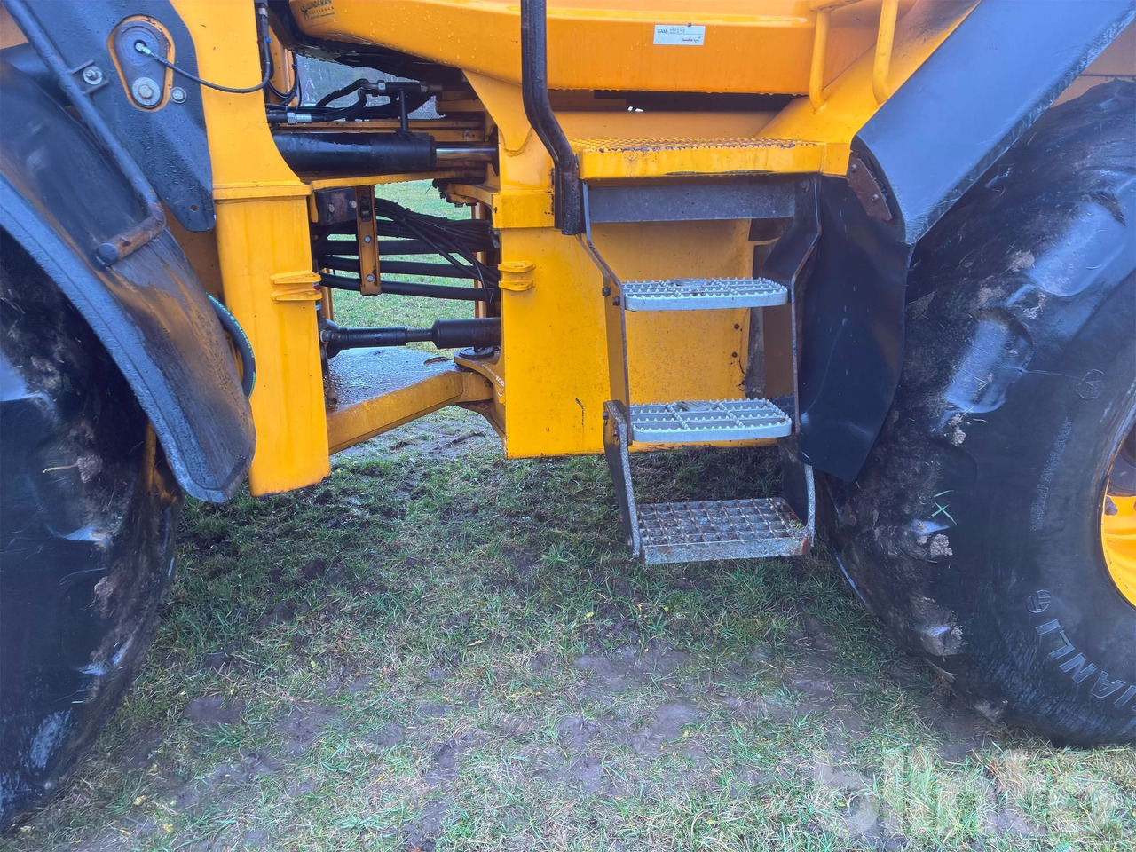 Fadrom me goma JCB 426 E HT 332/A7577: foto 11 Fadrom me goma JCB 426 E HT 332/A7577: foto 11