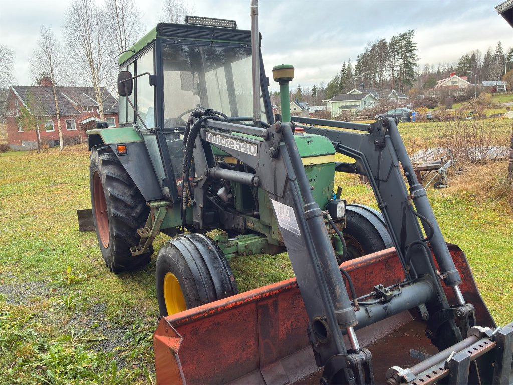 JOHN DEERE 1640 TSS - Traktor: foto 3 JOHN DEERE 1640 TSS - Traktor: foto 3