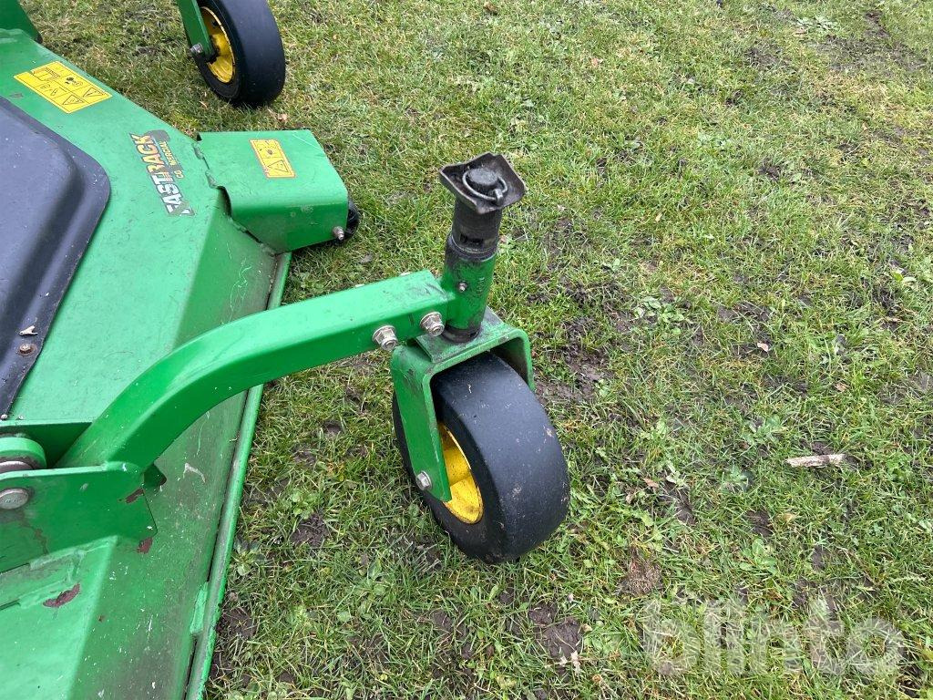 Korrëse bari i kopshtit John Deere 1565 Series II 4WD: foto 21