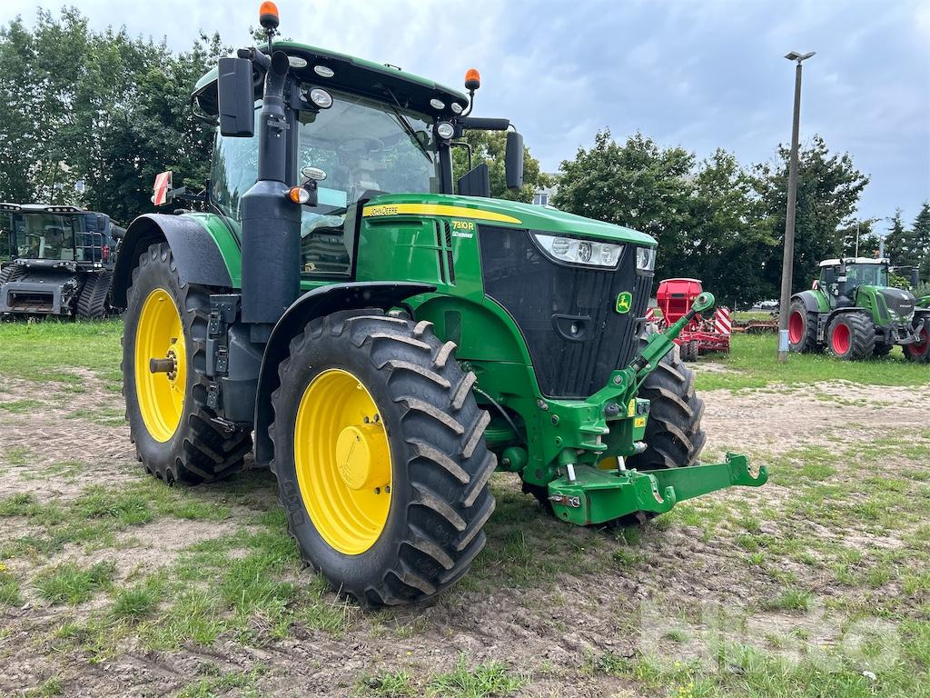 John Deere 7310R (2020) - Traktor: foto 2 John Deere 7310R (2020) - Traktor: foto 2
