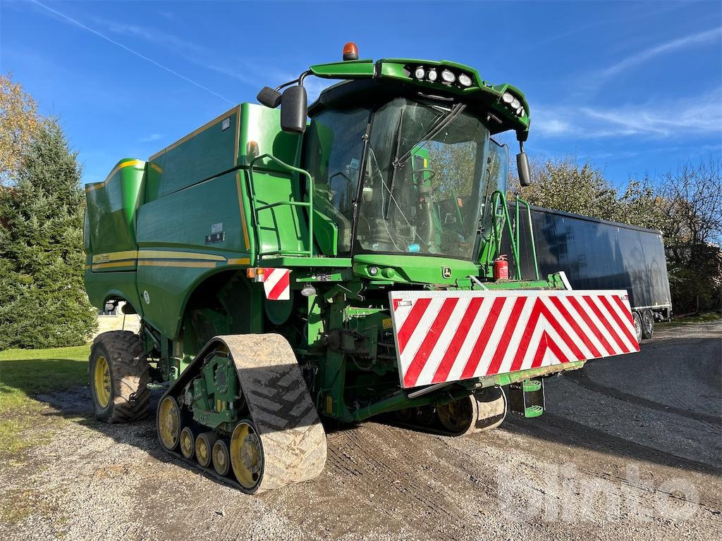 John Deere S680i (2015) - Autokombajnë: foto 2 John Deere S680i (2015) - Autokombajnë: foto 2