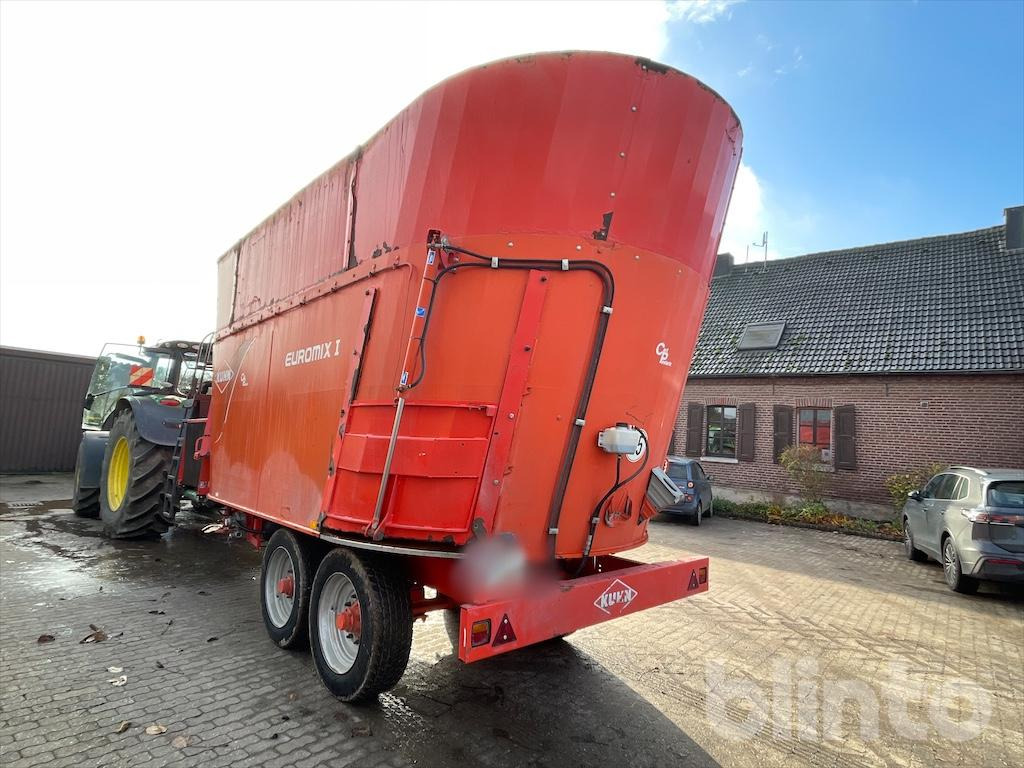Kuhn EUV 281 EUROMIX I - Vagon për përzierjen e foragjereve: foto 2 Kuhn EUV 281 EUROMIX I - Vagon për përzierjen e foragjereve: foto 2