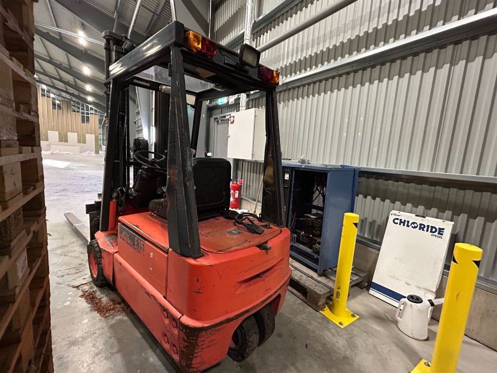 Linde E15 S - Pirun ngritës: foto 5 Linde E15 S - Pirun ngritës: foto 5