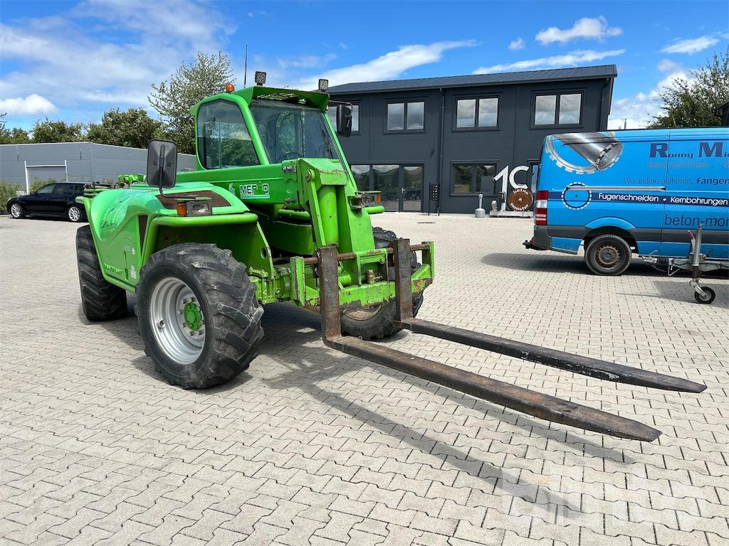 MERLO P40.7 (2011) - Ekskavator teleskopik: foto 2 MERLO P40.7 (2011) - Ekskavator teleskopik: foto 2