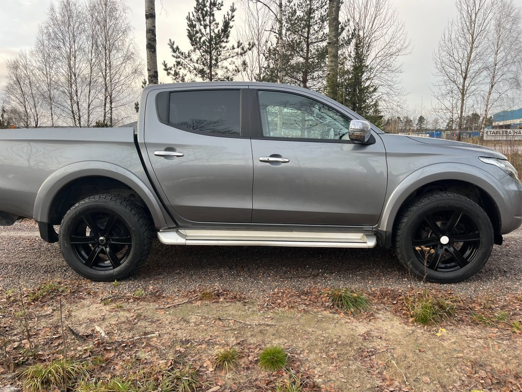 MITSUBISHI L200 - Pick up: foto 4 MITSUBISHI L200 - Pick up: foto 4