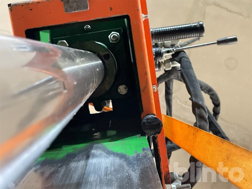 Makinë prerëse druri Posch HydroCombi 15T PZG: foto 28 Makinë prerëse druri Posch HydroCombi 15T PZG: foto 28