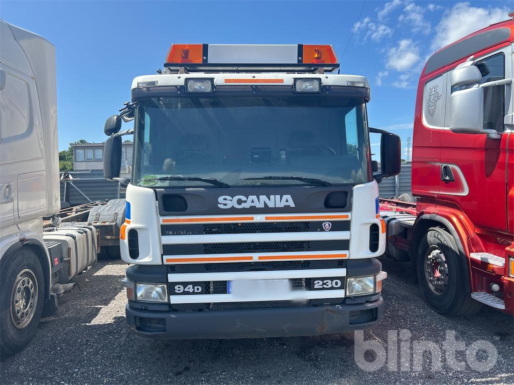 SCANIA P94DB4X2LA230 - Kamion mbeturinash: foto 2 SCANIA P94DB4X2LA230 - Kamion mbeturinash: foto 2