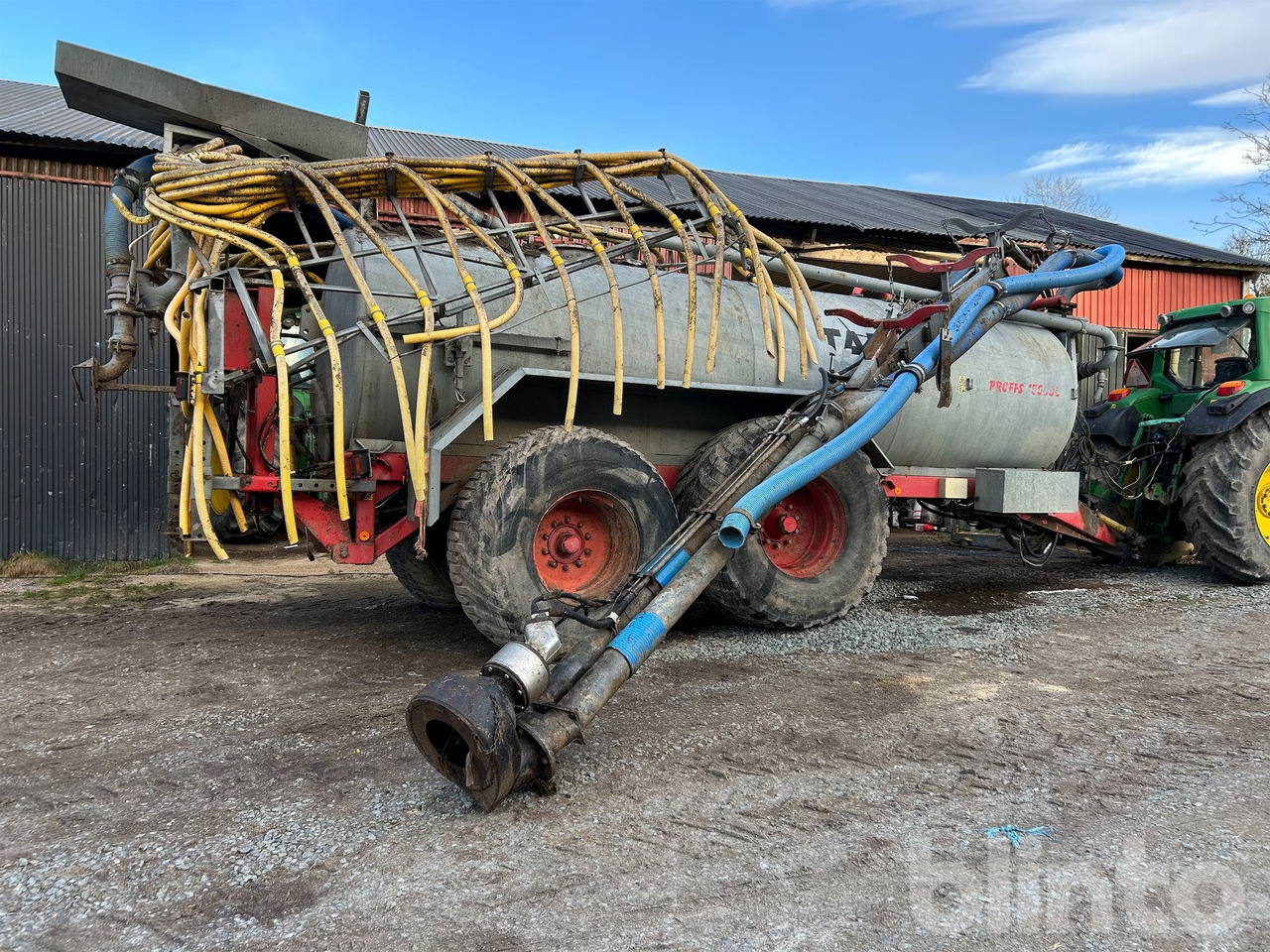 Star proffs 1500 - Cisternë pleh i lëngshëm: foto 3 Star proffs 1500 - Cisternë pleh i lëngshëm: foto 3