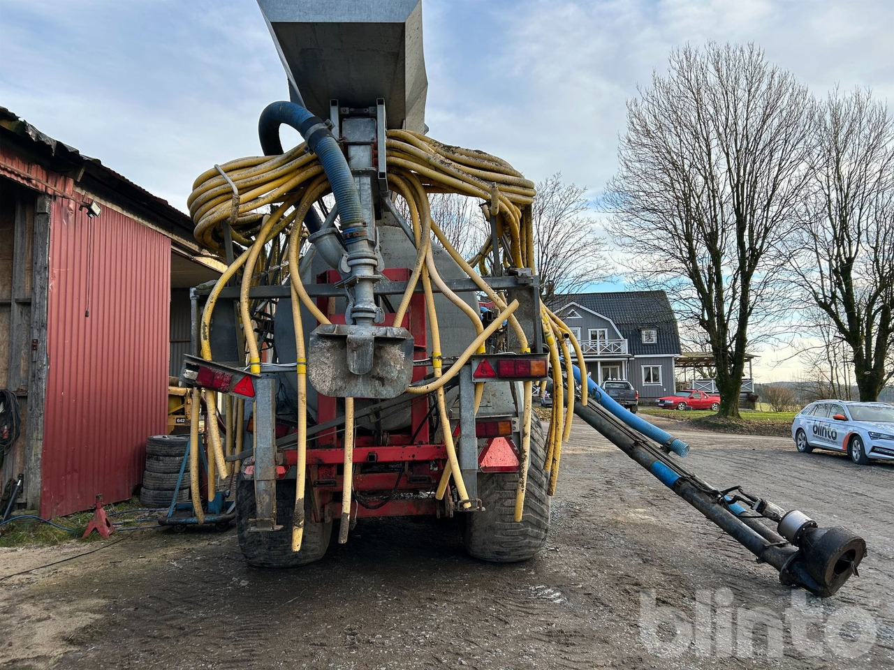 Star proffs 1500 - Cisternë pleh i lëngshëm: foto 4 Star proffs 1500 - Cisternë pleh i lëngshëm: foto 4