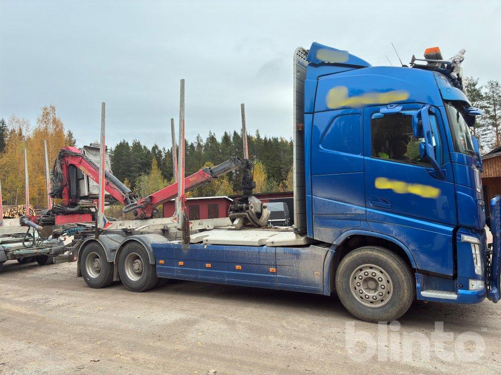 VOLVO FH 64R - Kamion për transport druri, Kamion me vinç: foto 4 VOLVO FH 64R - Kamion për transport druri, Kamion me vinç: foto 4