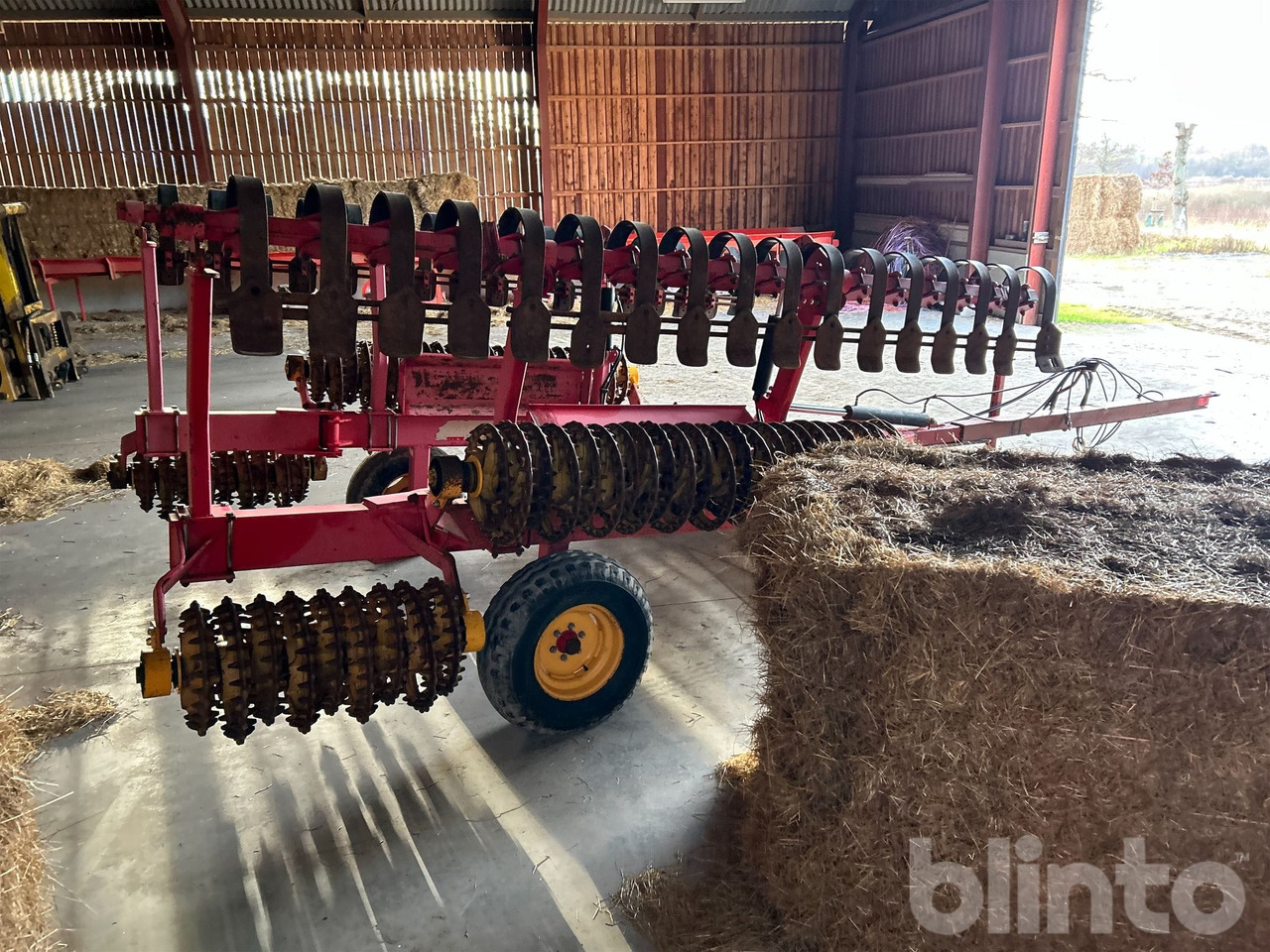 Väderstad Rexius 820 - Rul bujqësor: foto 4 Väderstad Rexius 820 - Rul bujqësor: foto 4