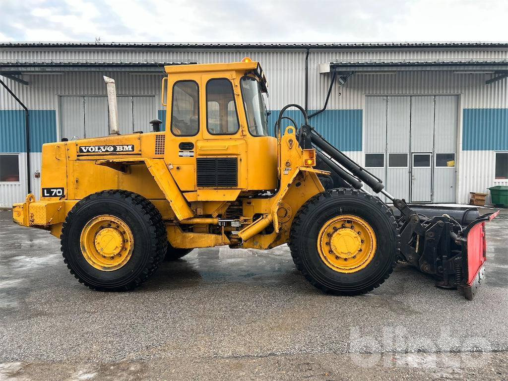 Volvo BM L70 med flera redskap - Fadrom me goma: foto 4 Volvo BM L70 med flera redskap - Fadrom me goma: foto 4