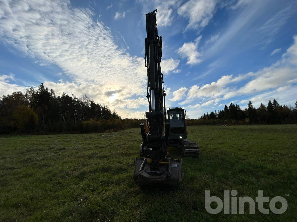 Volvo EC180EL - Ekskavator me zinxhirë: foto 2 Volvo EC180EL - Ekskavator me zinxhirë: foto 2