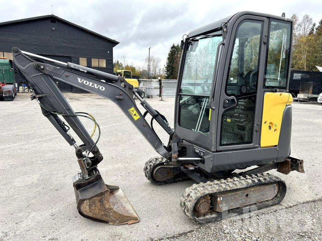 Volvo EC18D - Miniekskavator: foto 3 Volvo EC18D - Miniekskavator: foto 3
