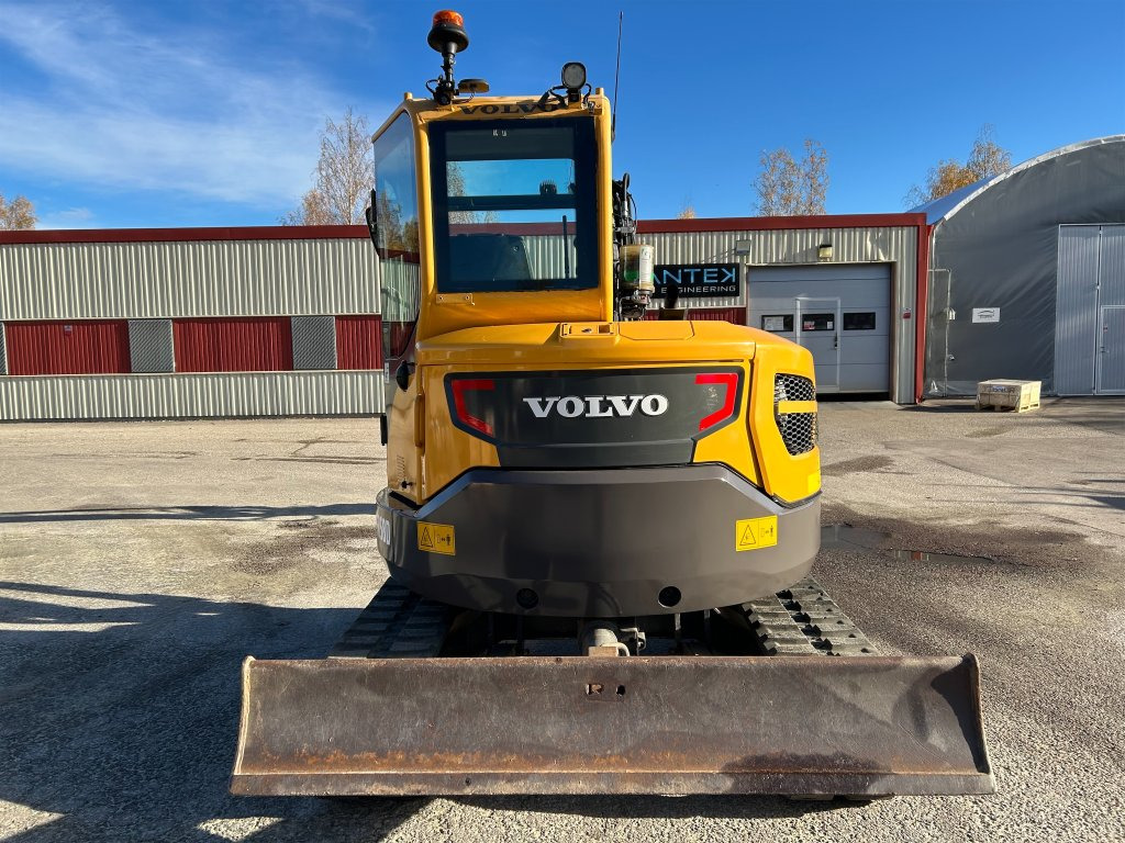 Volvo ECR58D - Ekskavator me zinxhirë: foto 4 Volvo ECR58D - Ekskavator me zinxhirë: foto 4