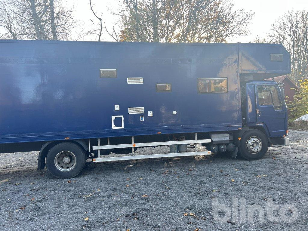 Volvo FL7 4X2 - Kamion për kuaj: foto 5 Volvo FL7 4X2 - Kamion për kuaj: foto 5
