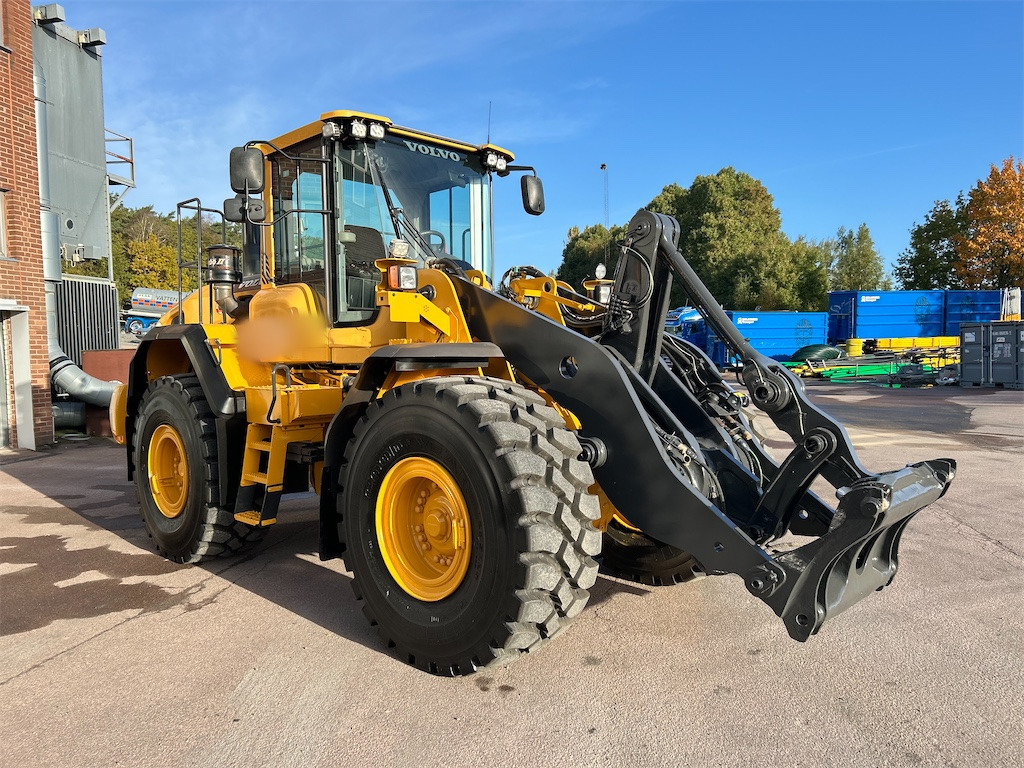 Volvo L120G - Fadrom me goma: foto 1 Volvo L120G - Fadrom me goma: foto 1