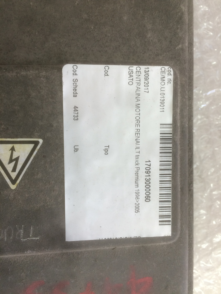 CENTRALINA MOTORE EDC - RENAULT PREMIUM - RIF. RENAULT 5010412381A - RIF. BOSCH 0281010464 - ECU: foto 3 CENTRALINA MOTORE EDC - RENAULT PREMIUM - RIF. RENAULT 5010412381A - RIF. BOSCH 0281010464 - ECU: foto 3