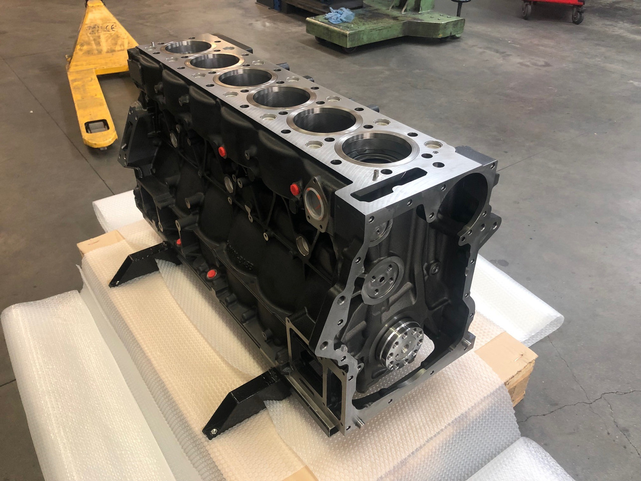 SHORTBLOCK MAN D2066 EURO 6c (camion) - Blloku i cilindrit për Kamioni: foto 1 SHORTBLOCK MAN D2066 EURO 6c (camion) - Blloku i cilindrit për Kamioni: foto 1