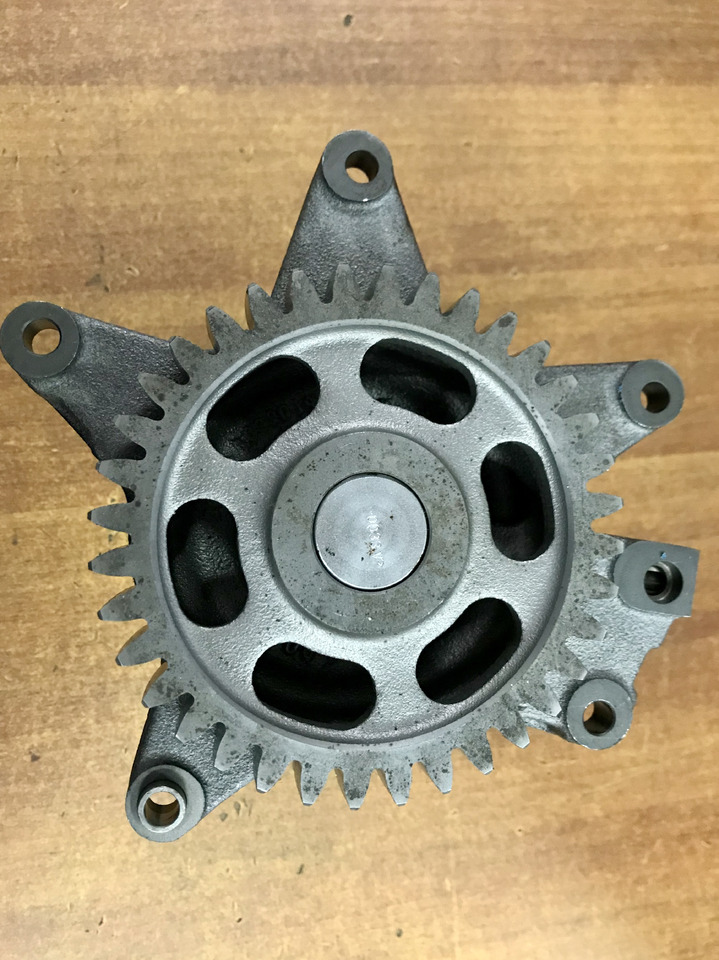 SUPPORTO PORTA VENTILATORE COMPLETO - MOTORI MAN D2066 / MAN D2676 - Sistemi i ftohjes për Kamioni: foto 3 SUPPORTO PORTA VENTILATORE COMPLETO - MOTORI MAN D2066 / MAN D2676 - Sistemi i ftohjes për Kamioni: foto 3