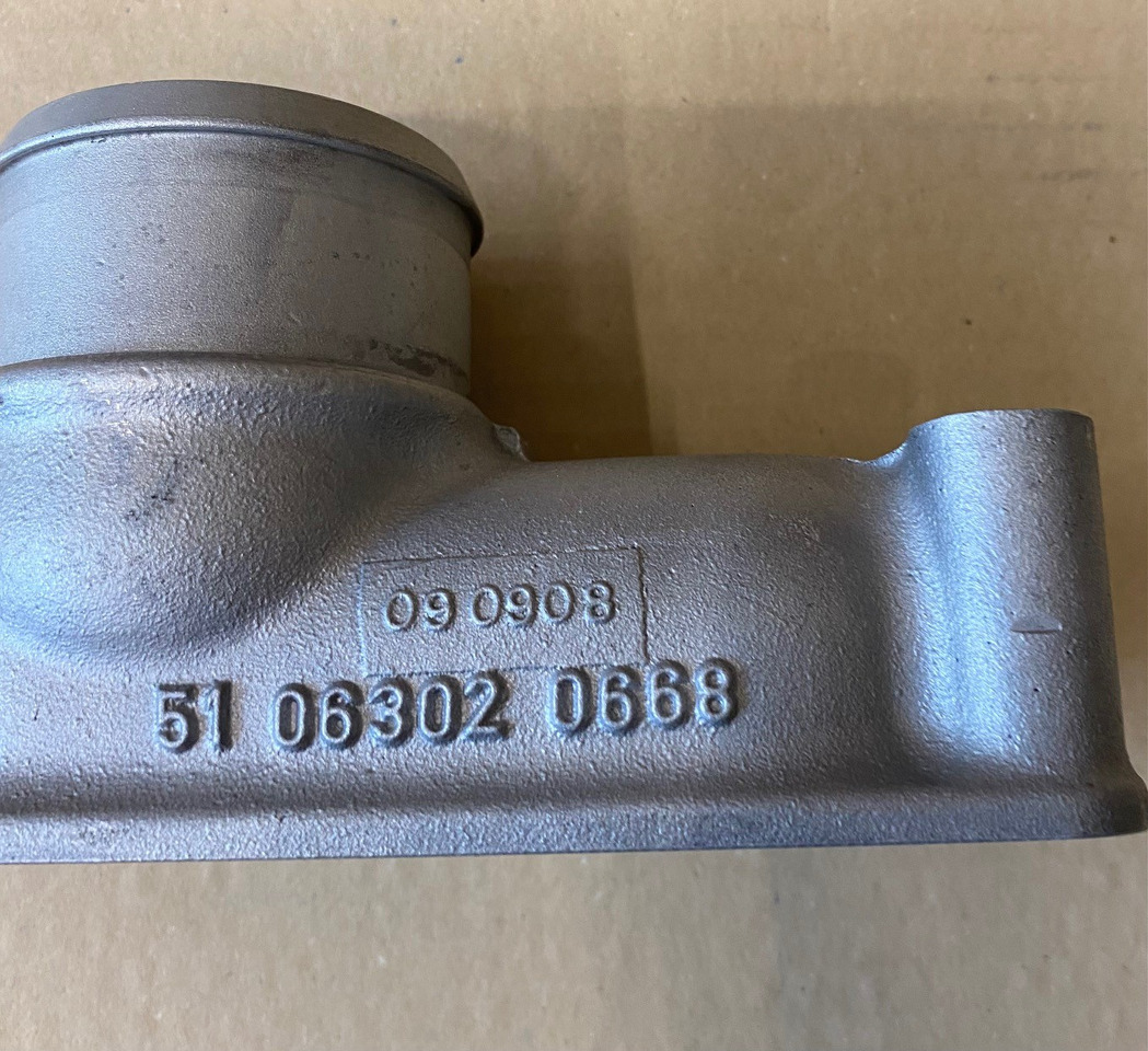 TUBO ACQUA ANTERIORE TERMOSTATO MAN 51063020668 - Sistemi i ftohjes: foto 3 TUBO ACQUA ANTERIORE TERMOSTATO MAN 51063020668 - Sistemi i ftohjes: foto 3