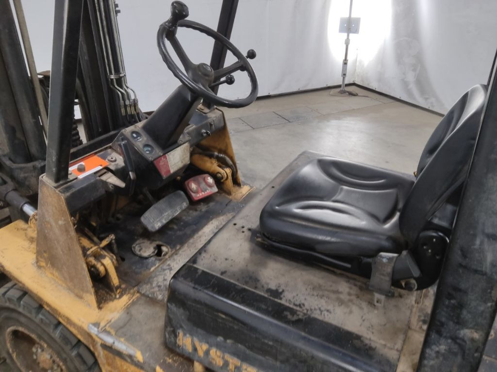 Hyster H3.00XL - Pirun më naftë: foto 3 Hyster H3.00XL - Pirun më naftë: foto 3