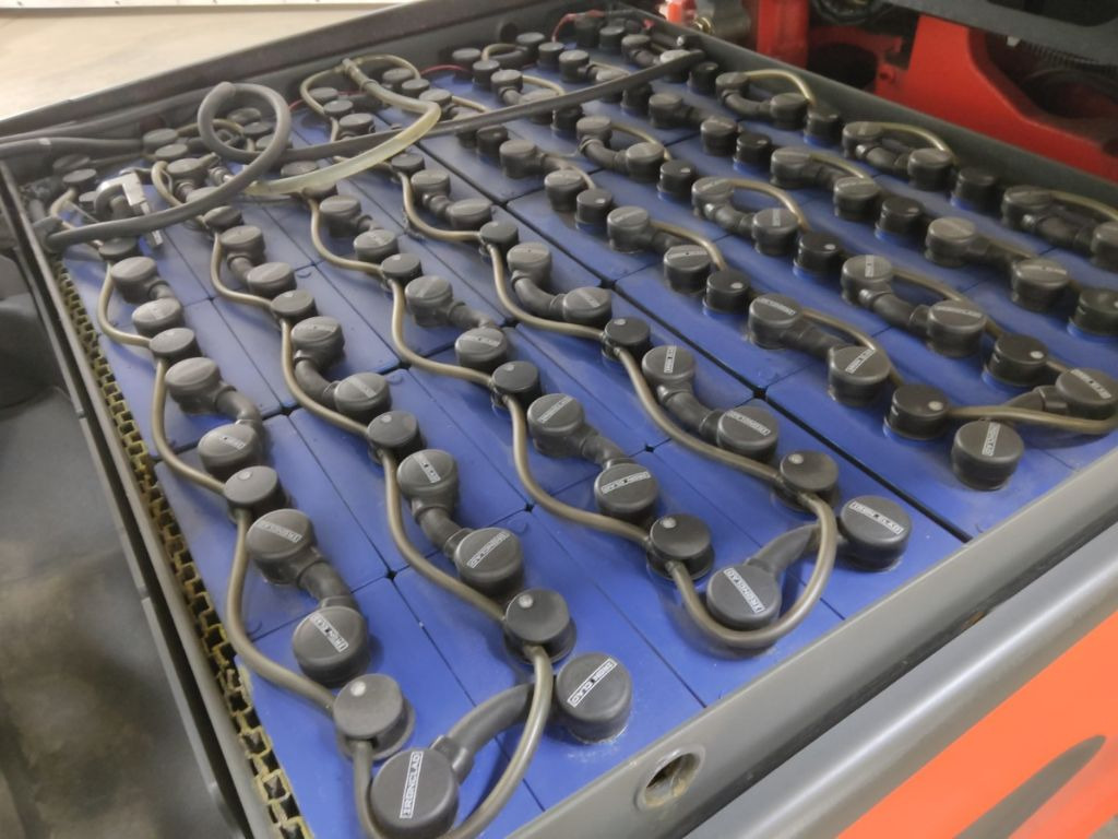 Linde E30L - Pirun elektrik: foto 4 Linde E30L - Pirun elektrik: foto 4
