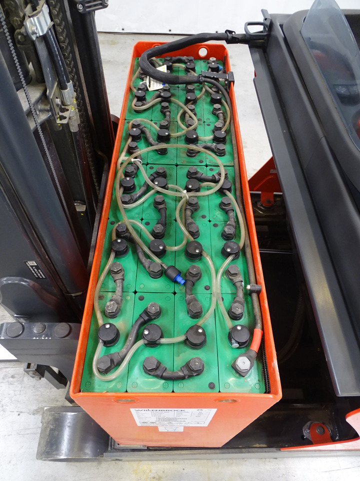 Linde R12B-01 - Pirun ritërheqës: foto 4 Linde R12B-01 - Pirun ritërheqës: foto 4