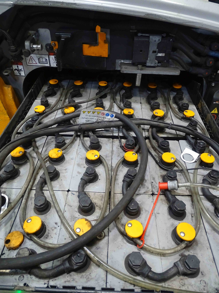 Still RX20-18 - Pirun ngritës: foto 4 Still RX20-18 - Pirun ngritës: foto 4