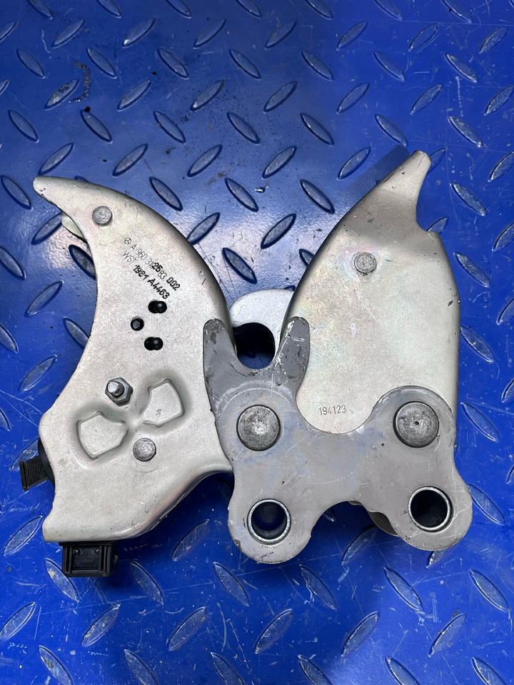 Mercedes Benz A9603102583 - Kabina dhe interier: foto 4 Mercedes Benz A9603102583 - Kabina dhe interier: foto 4