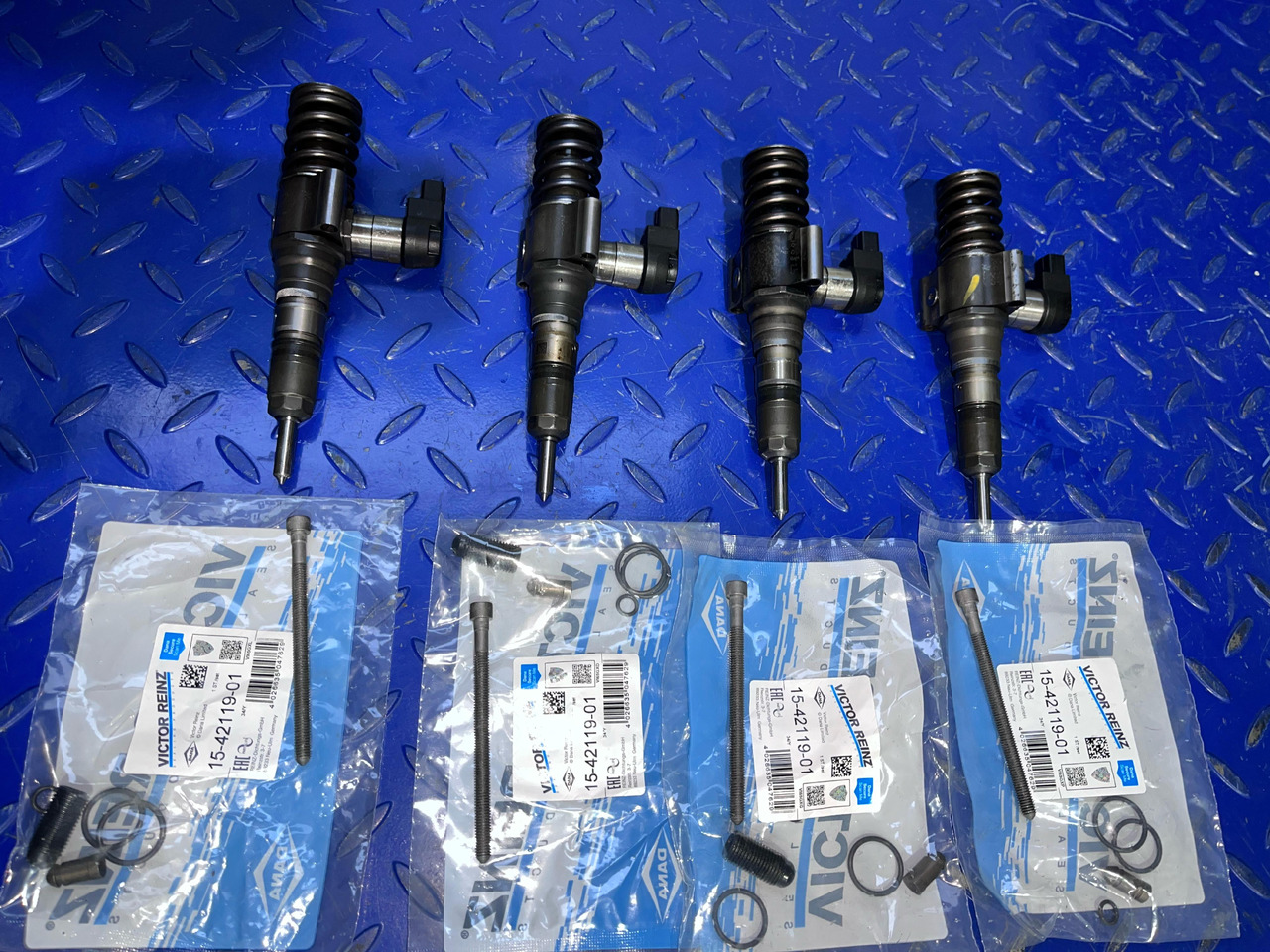 VW Injector VW Passat B6 - Injektori: foto 1 VW Injector VW Passat B6 - Injektori: foto 1