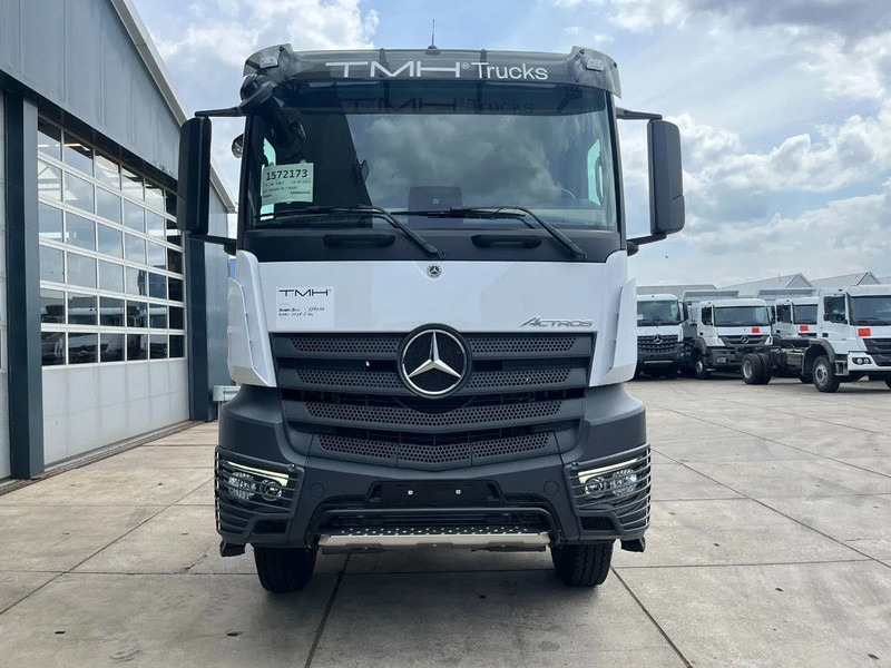 Mercedes-Benz Actros 3348 S 6x4 Tractor Head - Gjysmë-kamion: foto 2 Mercedes-Benz Actros 3348 S 6x4 Tractor Head - Gjysmë-kamion: foto 2