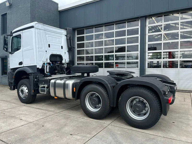 Mercedes-Benz Actros 3348 S 6x4 Tractor Head - Gjysmë-kamion: foto 4 Mercedes-Benz Actros 3348 S 6x4 Tractor Head - Gjysmë-kamion: foto 4