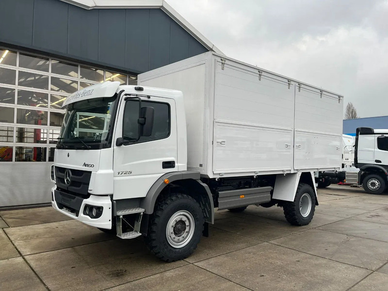 Mercedes-Benz Atego 1725 A 4x4 Service Truck - Kamioni: foto 1 Mercedes-Benz Atego 1725 A 4x4 Service Truck - Kamioni: foto 1
