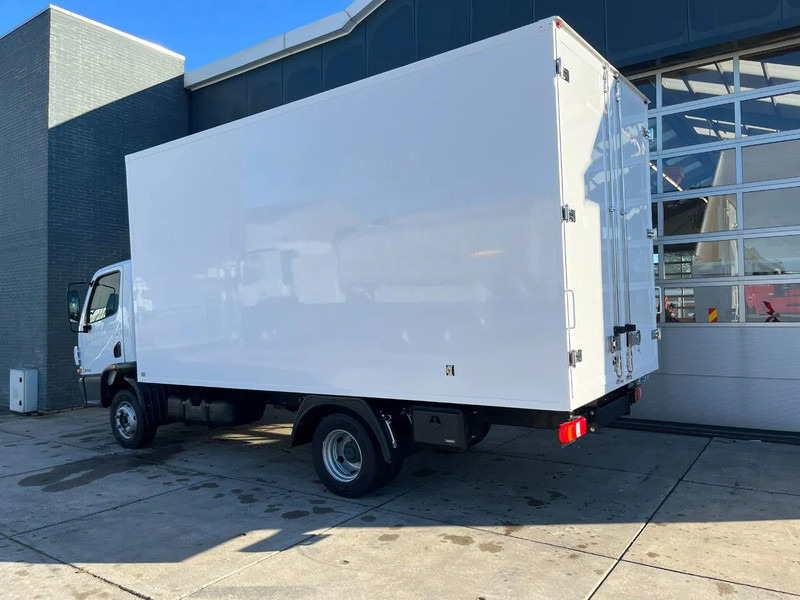 Mercedes-Benz Accelo 915 4x2 Closed Cargo Truck - Kamion vagonetë: foto 3 Mercedes-Benz Accelo 915 4x2 Closed Cargo Truck - Kamion vagonetë: foto 3